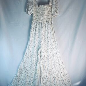 Chic White Floral Jumpsuit, Wide leg , 27 inseam